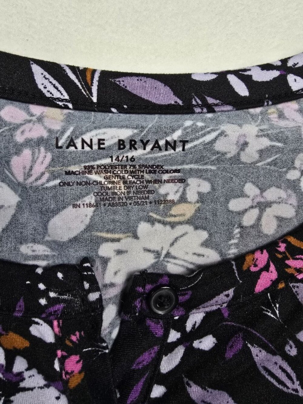 Lane Bryant Floral Black & Purple 3/4 Sleeve Tunic Top 14/16 Stretchy - Picture 2 of 5